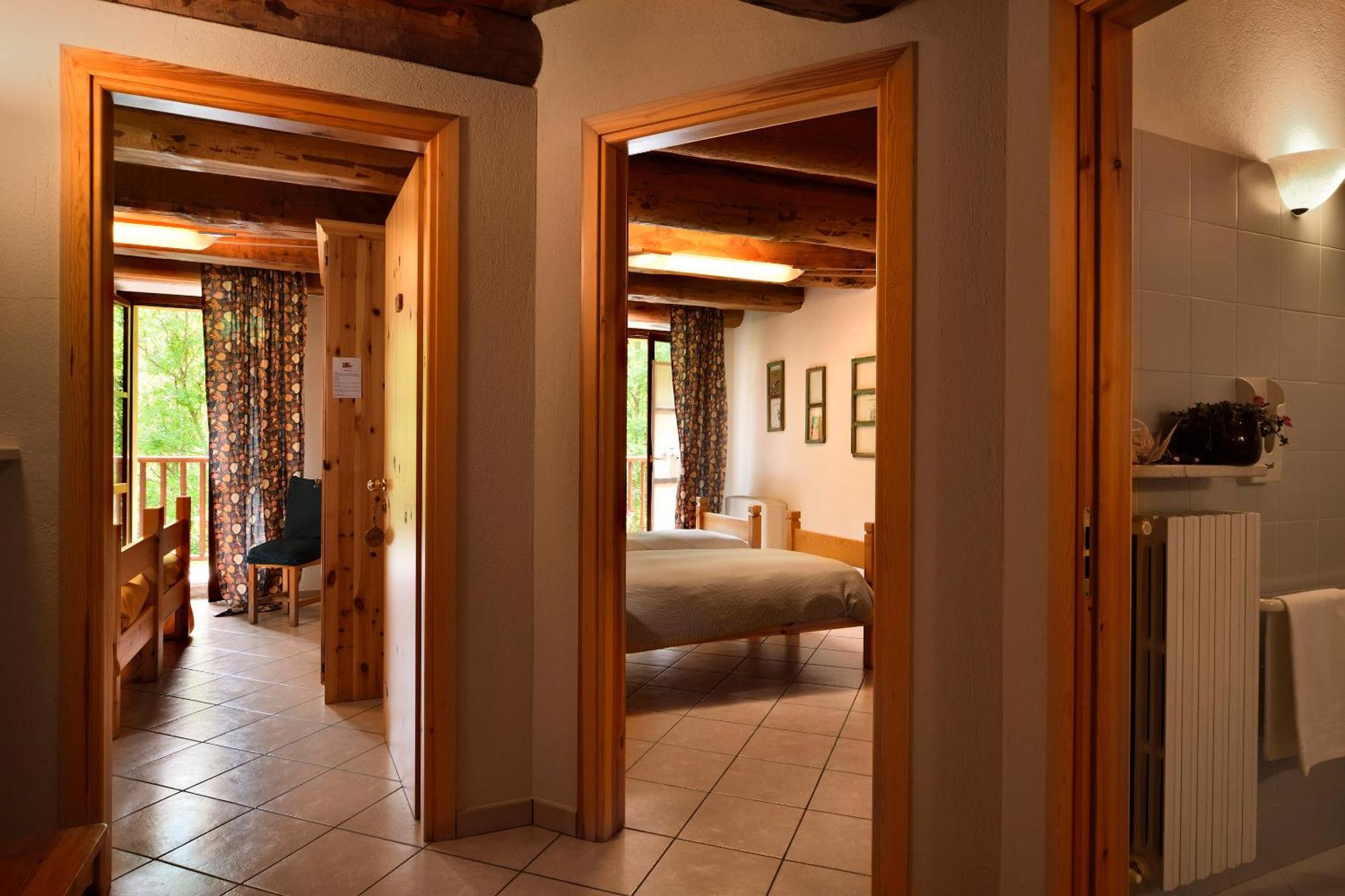 Rifugio Lou Lindal Hotel Canosio ภายนอก รูปภาพ