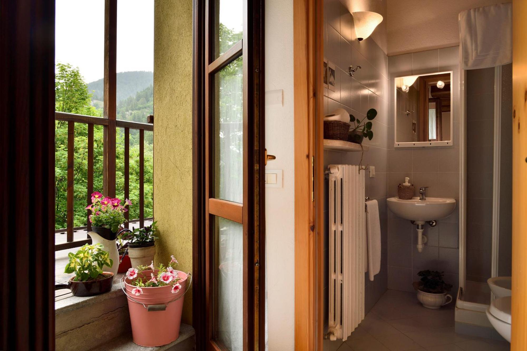 Rifugio Lou Lindal Hotel Canosio ภายนอก รูปภาพ